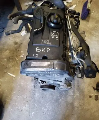 Volkswagen PASSAT B6 Engine block BKP