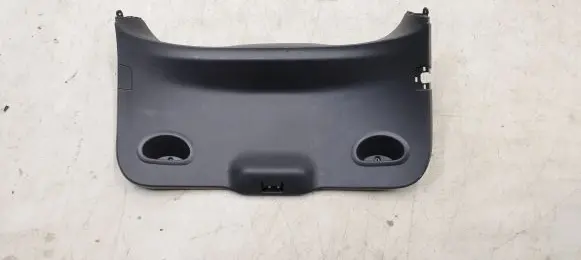 Renault Megane III Tailgate trim