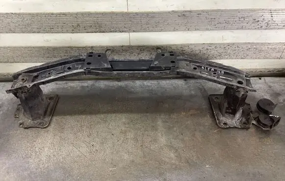 Alfa Romeo 159 Front bumper cross member