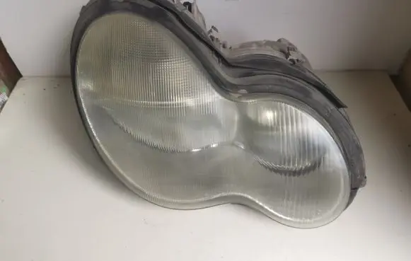 Mercedes-Benz C W203 Headlight/headlamp