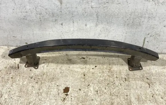 Volkswagen PASSAT B5.5 Front bumper cross member