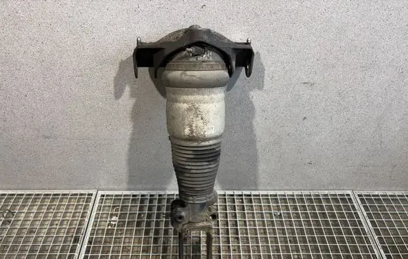Audi Q7 4L Front air suspension shock absorber 7L8616039D