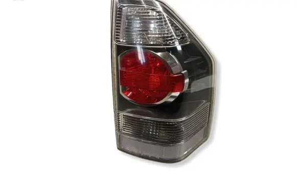 Mitsubishi Pajero Rear/tail lights P3157