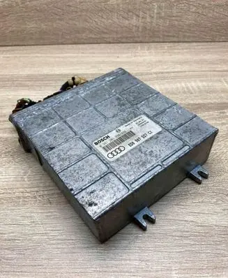Audi A4 S4 B5 8D Engine control unit/module ECU 8D0907557CX 0261203938 WithPlug