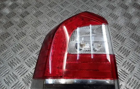 Volvo V70 Rear/tail lights 2va01152703