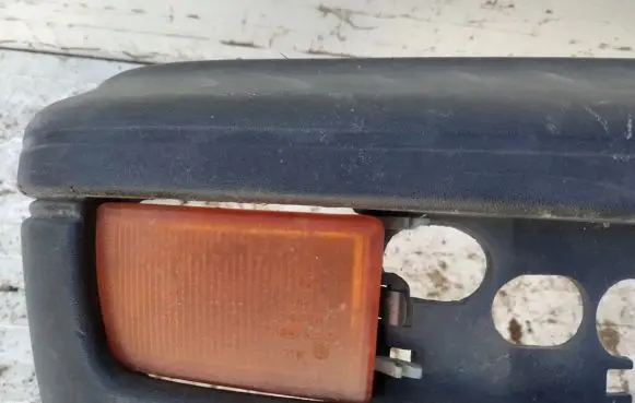 Volkswagen Golf III Front indicator light