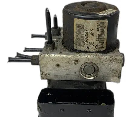 Peugeot 207 Master brake cylinder 9663945580