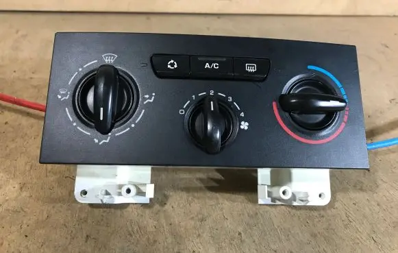 Citroen C4 I Climate control unit B9642B5RF C3439B5RF 3304
