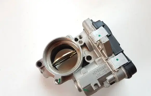 Fiat 500X Throttle valve 55258454