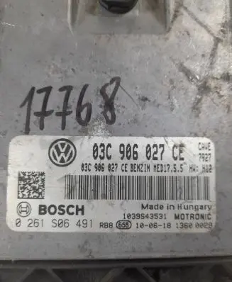 Skoda Fabia Mk2 (5J) Engine control unit/module 03C906027CE 0261S06491