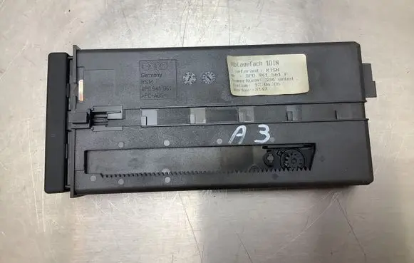 Audi A3 S3 8P Dashboard storage box/compartment 8P0941561