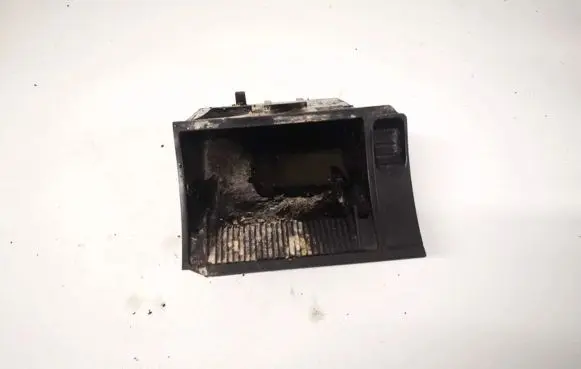 Skoda Octavia Mk2 (1Z) Car ashtray