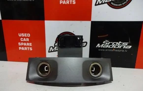 BMW 7 E65 E66 Cigarette lighter rear 7002402