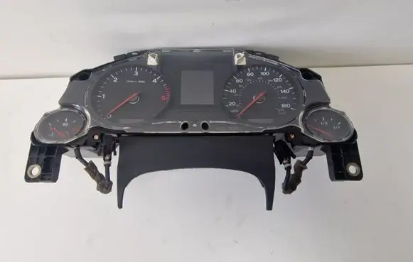 Audi A8 S8 D3 4E Speedometer (instrument cluster) 4E0920950P