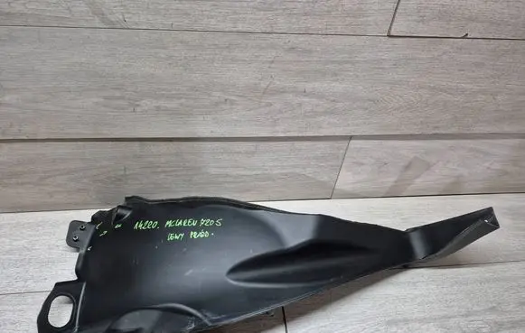 McLaren 720S Fender foam support/seal 14AA131SP