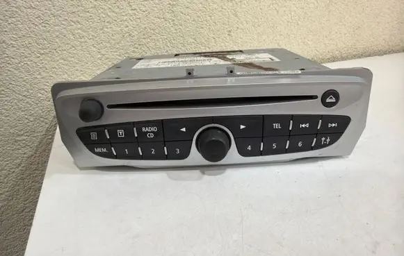 Renault Megane III Radio/CD/DVD/GPS head unit 7649189391