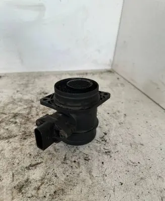 Volkswagen Touran I Mass air flow meter 038906461b