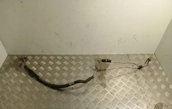 Air conditioning (A/C) pipe/hose