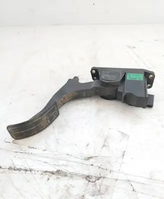 Volkswagen Polo III 6N 6N2 6NF Accelerator throttle pedal 6N1721503E 971202748 0280752207