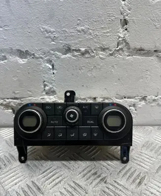 Nissan Qashqai Climate control unit 27500JD45D C8525 A02000A7707001