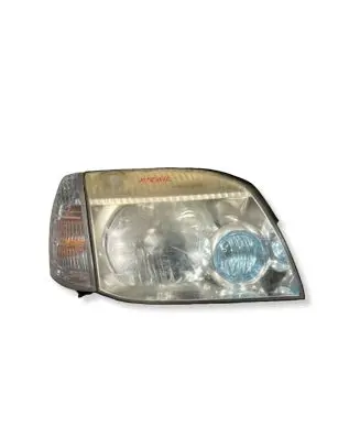 Nissan X-Trail T30 Headlight/headlamp 