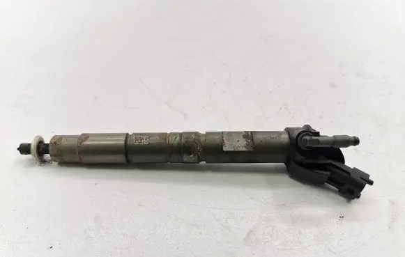 Toyota Auris 150 Fuel injector 236700W020 110321 0445116054