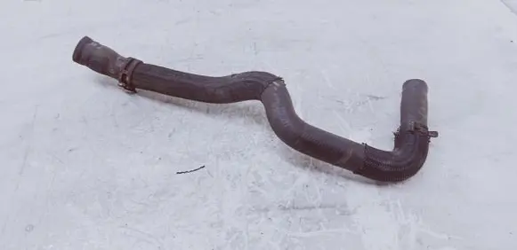 Renault Trafic II (X83) Engine coolant pipe/hose
