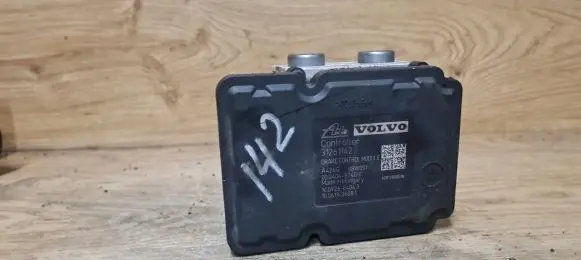 Volvo V70 ABS Pump 31261142
