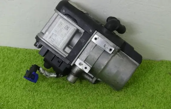 Volkswagen Amarok II Auxiliary pre-heater (Webasto) 18K463AB 9041212B N1WJ