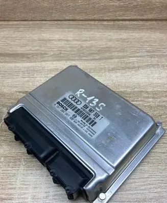 Audi A4 S4 B5 8D Engine control unit/module ECU 8D0907558T