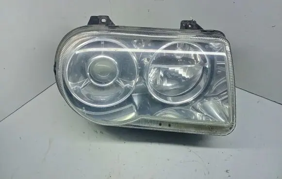 Chrysler 300 - 300C Headlight/headlamp