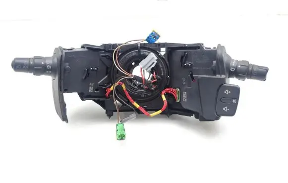 Renault Clio III Wiper turn signal indicator stalk/switch 8200627606 8200627572