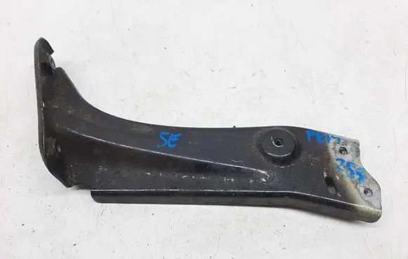 Skoda Octavia Mk3 (5E) Fender mounting bracket 5E0821142