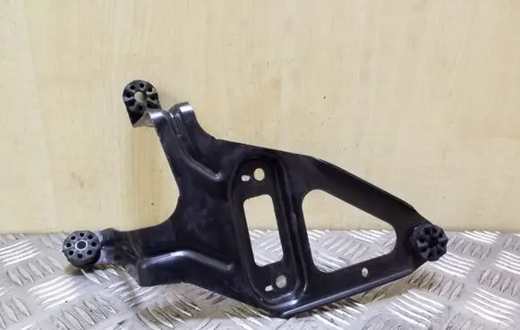 BMW X5 E70 ABS pump bracket 