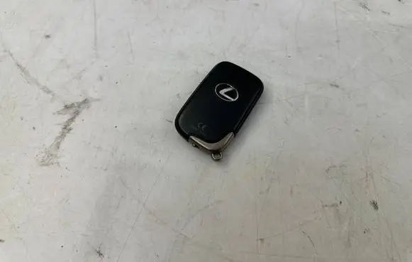 Lexus IS 220D-250-350 Ignition key/card 