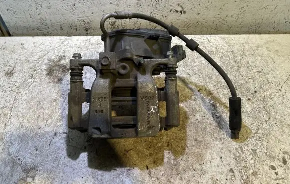 Jeep Grand Cherokee WL Rear brake caliper 068332774AA