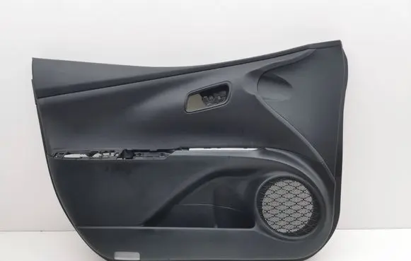 Toyota Prius (XW50) Front door card panel trim