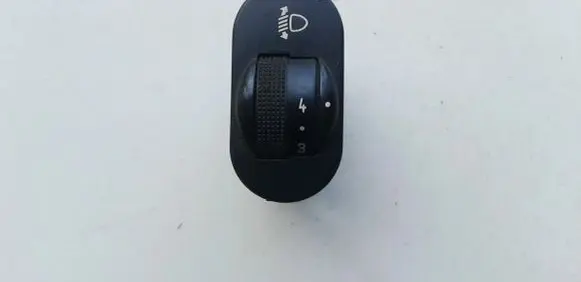 Ford Mondeo MK II Headlight level height control switch 0307851417 C96717