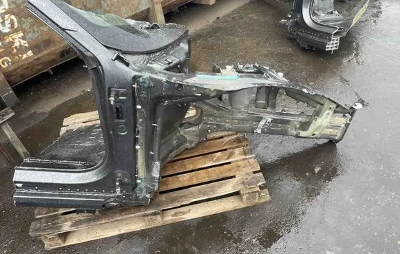 Audi E-tron GT Front quarter panel 