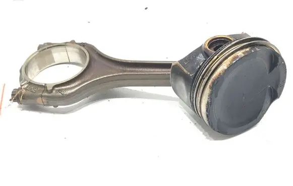 Volkswagen Golf VII Piston with connecting rod 04EAM