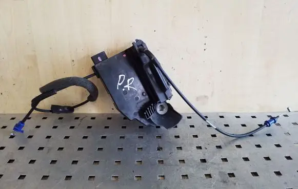Citroen C4 Grand Picasso Front door lock 9810310480