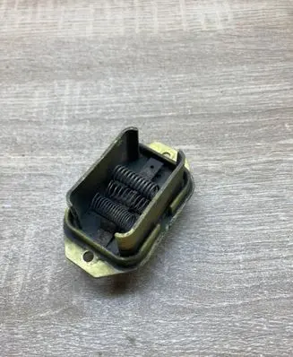 Audi 100 200 5000 C3 Heater blower motor/fan resistor 443959127C