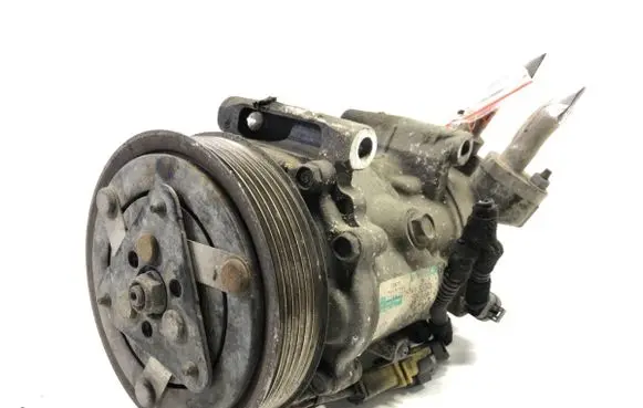 Peugeot 207 Air conditioning (A/C) compressor (pump) 9659875780