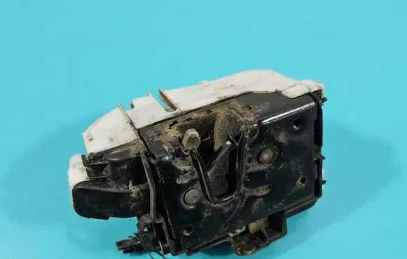 Volkswagen Polo III 6N 6N2 6NF Front door lock 1HM862153 IMPRK1528909