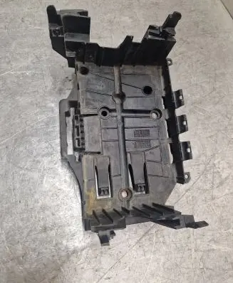 Peugeot 508 Battery tray 9686469580 8917714 80651