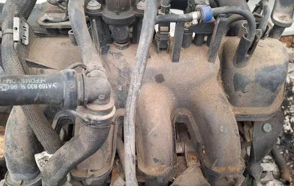Mercedes-Benz B W245 Intake manifold