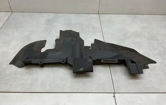 Audi Q7 4L Intercooler air guide/duct channel 4L0121284G