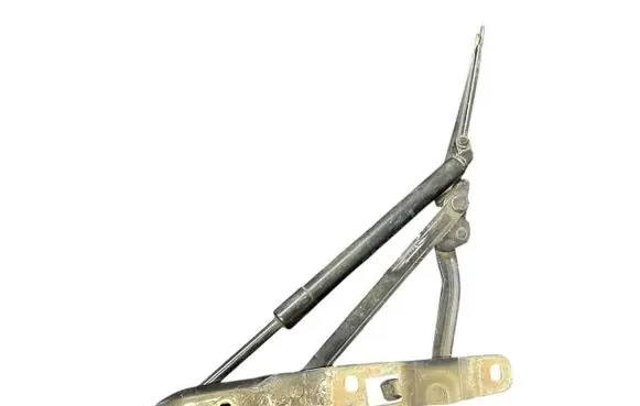 BMW 5 E39 Tailgate/trunk/boot hinge 8159398 8222913 51248222913