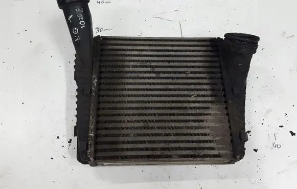 Audi Q7 4L Intercooler radiator 7l6145803c