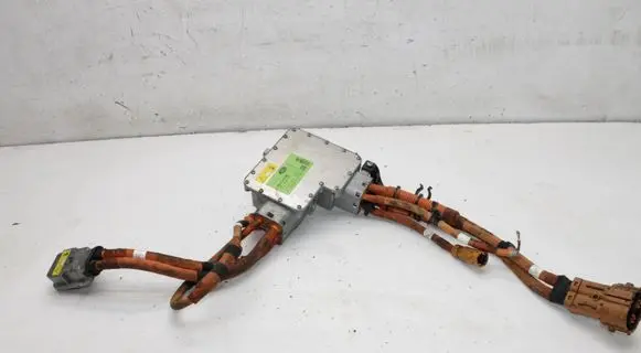 Jaguar I-Pace Voltage converter inverter J9D310N770BE